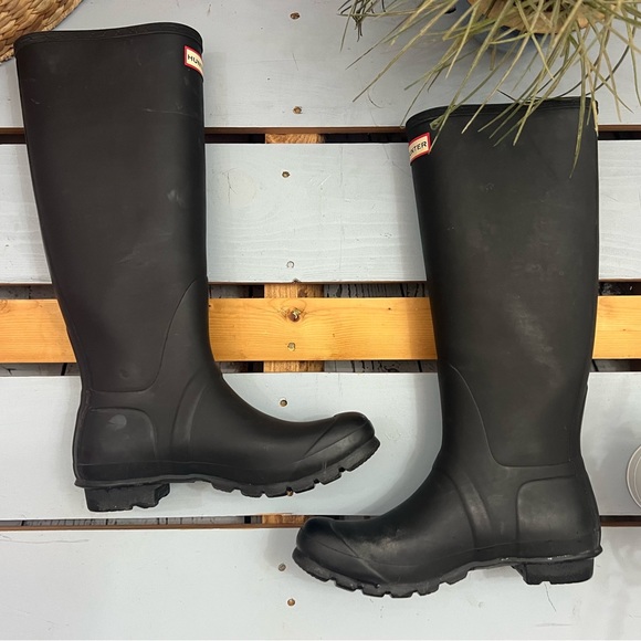 Hunter Original Tall Rainboot in Matte Black Size 10 - Picture 5 of 12
